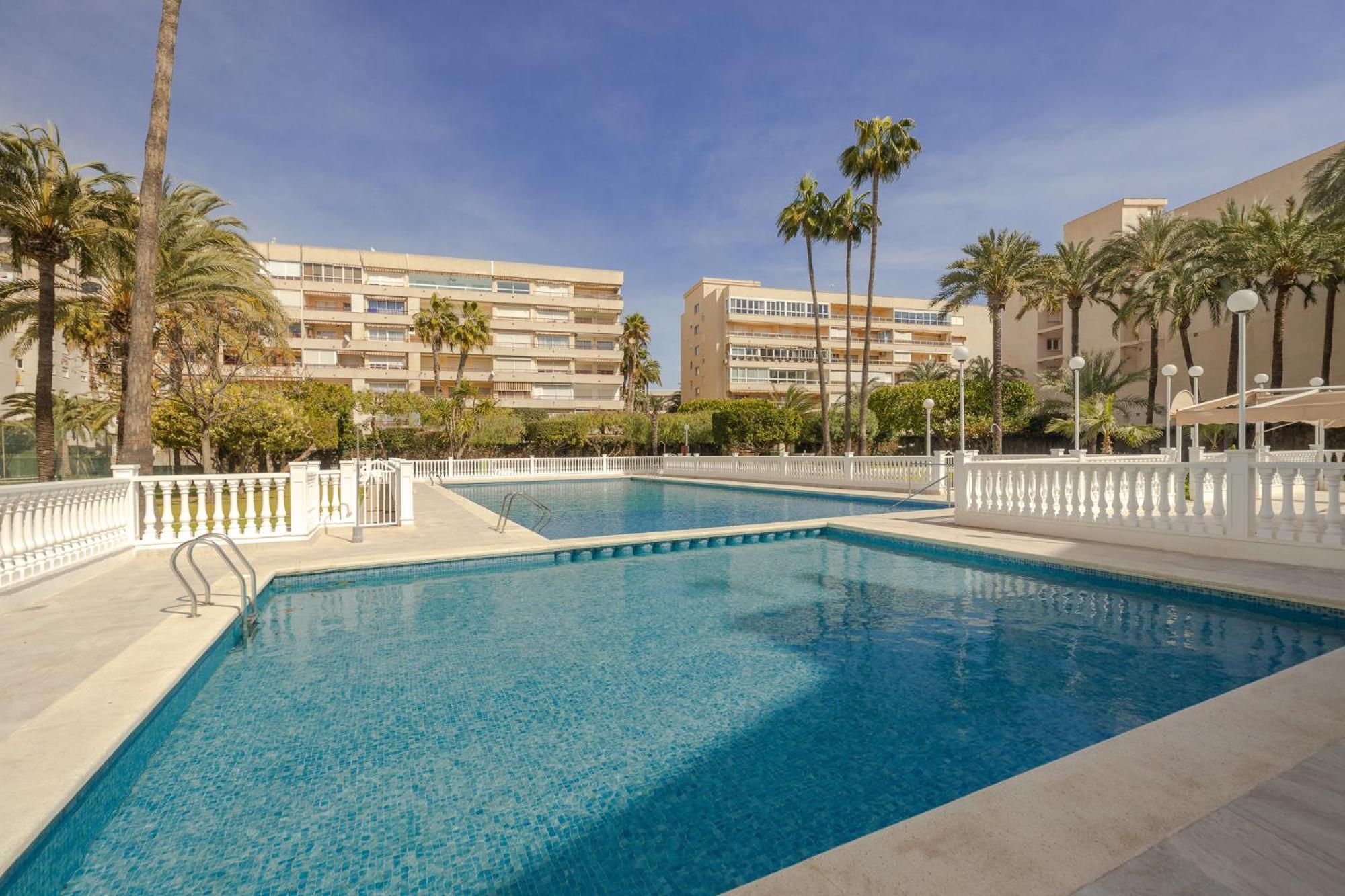 Apartament Palm Beach-El Palmeral 또레비에하 외부 사진